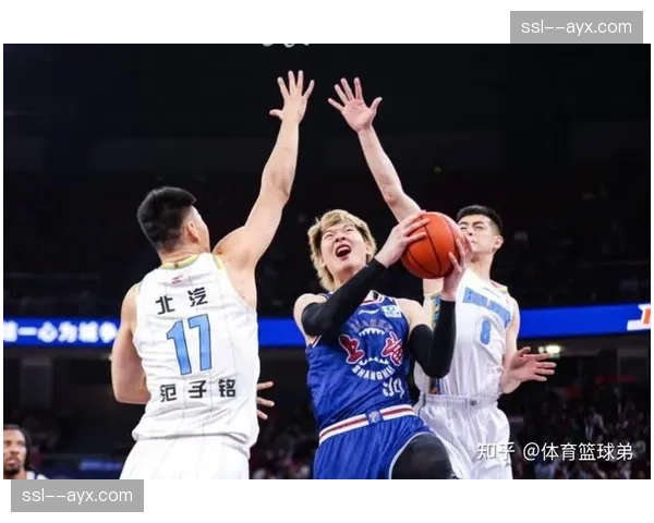 评论：负荷管理争议再起——冲刺阶段轮休明星球员是否伤害比赛？